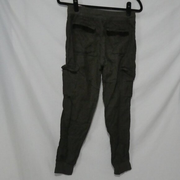 COMMUNITY - Aritzia | xs - extra small | Olive Green Cargo Joggers | NWOT - Picture 2 of 16